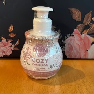 Scentsy Hand Soap Cozy Cardigan